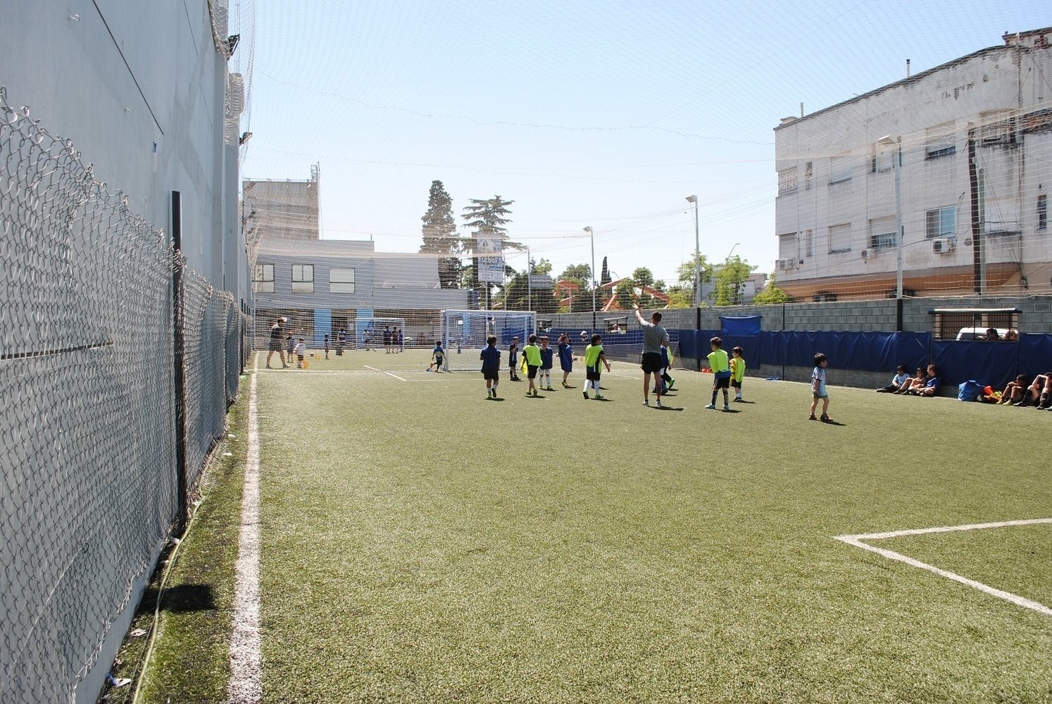 Alquiler cancha en Sáenz Peña: Complejo Deportivo Fortius |   | Hoy se juega fútbol!